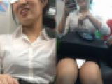 (電車対面）(顔出し)エッチな体を持て余してそうな…リクスー女子大生さんの豊満なボディを観察しちゃいます!!