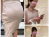 【クロッチ透け透けOL!】透け透けクロッチパンティーラインと淫乱エロOLのエロ尻に精子をぶっかけ！【393】