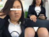 (電車対面）(顔出し)セミロングの美人OLさん…スーツごしでもわかる豊満なボディ…その無防備なお姿を観察してきました!!