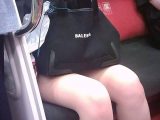可愛いJKのエロい生脚を接近撮影