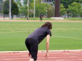 陸上女子の引き締まったロングタイツお尻
