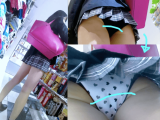 黒パン脱いで純白を晒すJちゃん