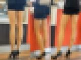 長身で極上美脚のパンストお姉さん