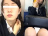 (電車対面）(顔出し)ベビーフェイス…でも…悩ましい大人びた表情も見せてくれちゃったリクルート女子大生さんを観察してみました!!