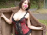 野外で射精管理?Fカップ超乳の痴女責め美人妻33歳／目隠し足コキ?強引クンニ／軽トラ荷台で3P乱交生ハメ二本挿し【個撮