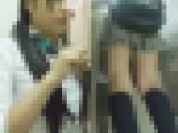 【縦撮りスマホver.】やわらかおっぱい夢気分、凛としたおさげじぇー●のCカップ…　僕のお店の試着室95