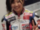 ピースサインをするコンパニオン2015モーターサイクルショー【動画】イベント編 1221