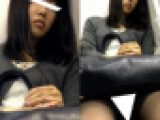 (電車対面）(顔出し）がたんごとん…がたんごとん…電車の心地良いBGMで…お健やかなお顔で寝落ちするOLおねいさんを観察してみま