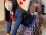 【アイドル級美少女ＪＫパンチラ】赤チェミニ○撮