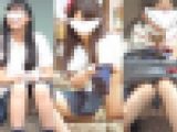 JKの白パンティ★3人の制服少女