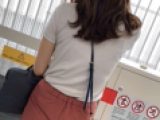 ［お姉さん3人］形くっきりパンツサービス