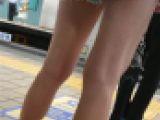 【電車】ショーパン女を後ろから盗撮