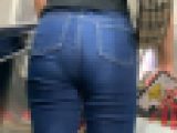 【デニムエロ尻】高身長スレンダーOLの自慢のヒップ！食い込んだパンティーラインに立ちバックで肉棒をぶち込む【578】