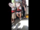 電車対面のミニスカに生足な女子3