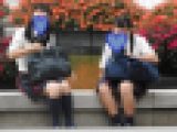制服姿の女のコを撮影しました！！５６