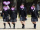 制服姿の女のコを撮影しました！！８０