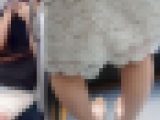 美人お姉さんの赤サテンパンツ