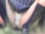 J○ 大股開き 股間モロ見え 超接写撮影