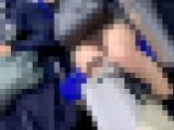 【パンチラ永久保存版】生脚の奥には純白▽