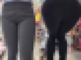 【黒スキニーデニム】ムチムチの下半身を強調するお姉さん6