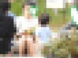 お座りお姉さん発見！！（ＦＨＤ）大変です！！パンツが見えてますよ９２