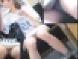 電車内ミニすぎてP丸見えな美少女の対面モロ見えパンチラ