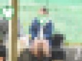 お座りお姉さん発見！！（ＦＨＤ）大変です！！パンツが見えてますよ１０３