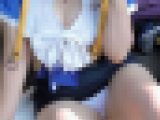 姿勢を変える時にスカートの中が見えちゃってますｗコスプレ2016夏【動画】イベント編 2833と2803セット販売