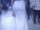 超絶美形美少女が白いタイトスカート履いて美巨尻パンパンにして歩く姿がエロ過ぎる
