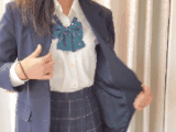 【ダンス教室4回分】K-POP好きでピタシャツでダンスを踊ってくれるスタイル良い制服さんをノーブラでダンスさせてみました。