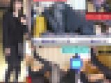 【初】【四十路スーツ★黒タイツ】【ベロキス】【足舐めズーム＆別アングル】【足コキ射】タイツ美女の足指を舐めつくす！くみ40才前編