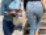 【再販商品です】見映えが素晴らしい　巨尻のスキニーデニム姿」