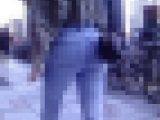 超イケてるハイスペック美女が凄まじく大きな美爆尻でデニムを履いて歩く姿が猥褻すぎる