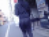 正統派美形フェイス美女がタイトなスウェットのセットアップで歩く姿がエロすぎる