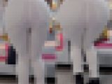 【ホワイトスキニー】パンティーが透けて丸見えの金髪お姉さん4