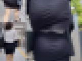 【タイトミニスカート】枕営業で契約を獲る生保レディの階段上り