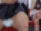 （再販）真夏のムッチリ太ももから覗くJKパンチラがまぶし過ぎる