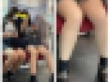 仲良し2名のJK風私服美女のエロ過ぎる対面ミニスカ生脚パンスト美脚475