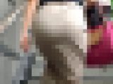 【再販】【OLシリーズ】タイトスカートでむっちりお尻でOLが階段を闊歩していく【105】