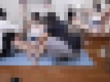 か細いカラダをバタバタさせながら頭を振りまくって懸命に耐えようとするお姉さん（完全オリジナル）
