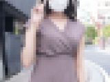 【再販】エロ尻美人のデパコス販売員にオナニー見てもらったらザーメン発射に満面の笑みで喜んでくれたのでラブホで中出しＳＥＸ楽しんだ【個撮】