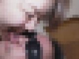 いかにもスケベそうな表情で髭もじゃの私の顔面に舌を押し付け唾液まみれにする女子さん（完全オリジナル）