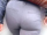 完熟した爆裂ヒップ降臨！肉厚な熟尻をムニュらせつつ半ケツパンティラインで♂を無差別誘惑！ 下品なスラックス奥様 編