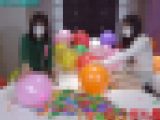 21らむねさん、ぽむさんの風船遊び