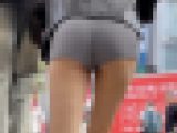【再販】《４K・高画質》 No.978「ちょ、割れ目ライン！？短すぎるショーパンGAL 」
