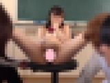 【再販】スレンダー童顔の剛毛マ●コ美女が生.徒会長に扮し露出狂となり…視カン撮影会でチ●ポ突き刺されザーメン受け止め恍惚顔