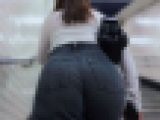 歩行記録0248「デニムがパンパンな魅惑のデカ尻女性たち」(2名)