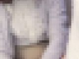 低みの見物が至福です！　ゆるふわお姉さんのパンティーを梯子下から・・・　