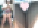 [4K動画][マスク顔出し]ギャルデニムミニの2アングルとも純白パ〇ツ丸見え[ドアップあり]電車からの風景～