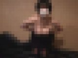 【再販】制服の歳で９３Ｇカップ巨乳をカラオケ室内で全裸にした